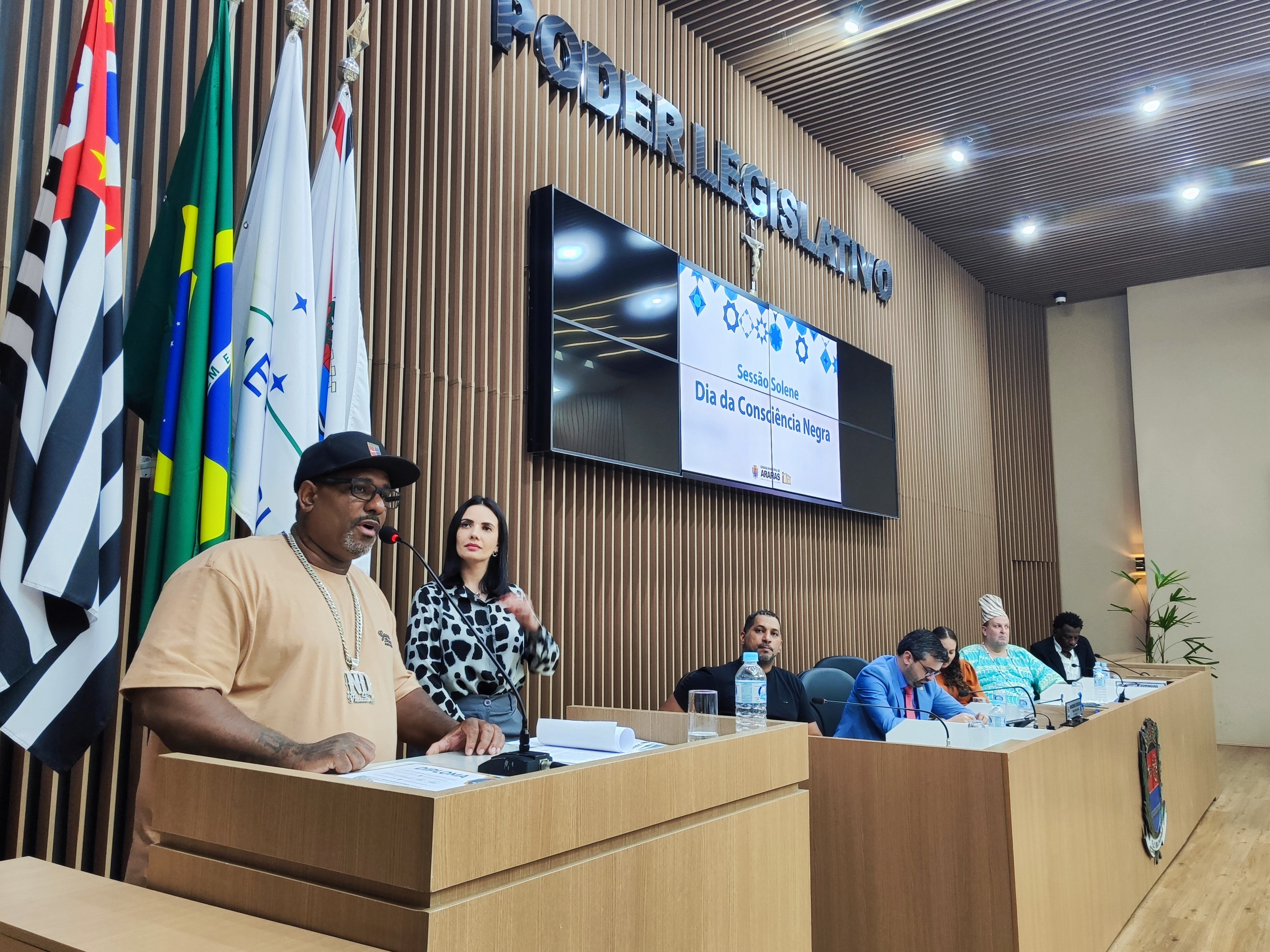Visualize fotos 18/11/2025 Sessão Solene Dia da Consciência Negra