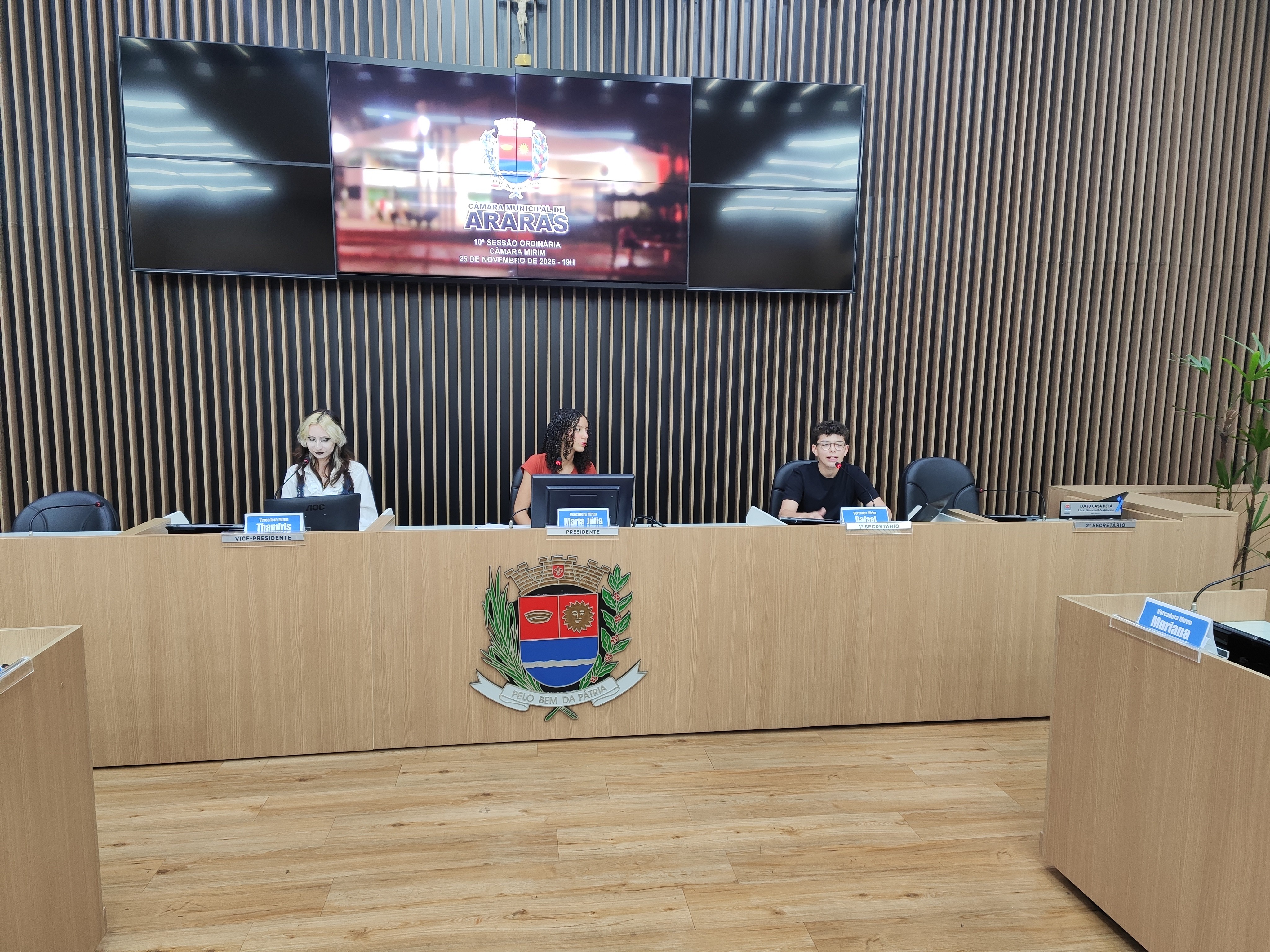 Visualize fotos 25/11/2025 10ª Sessão Ordinária da Câmara Mirim
