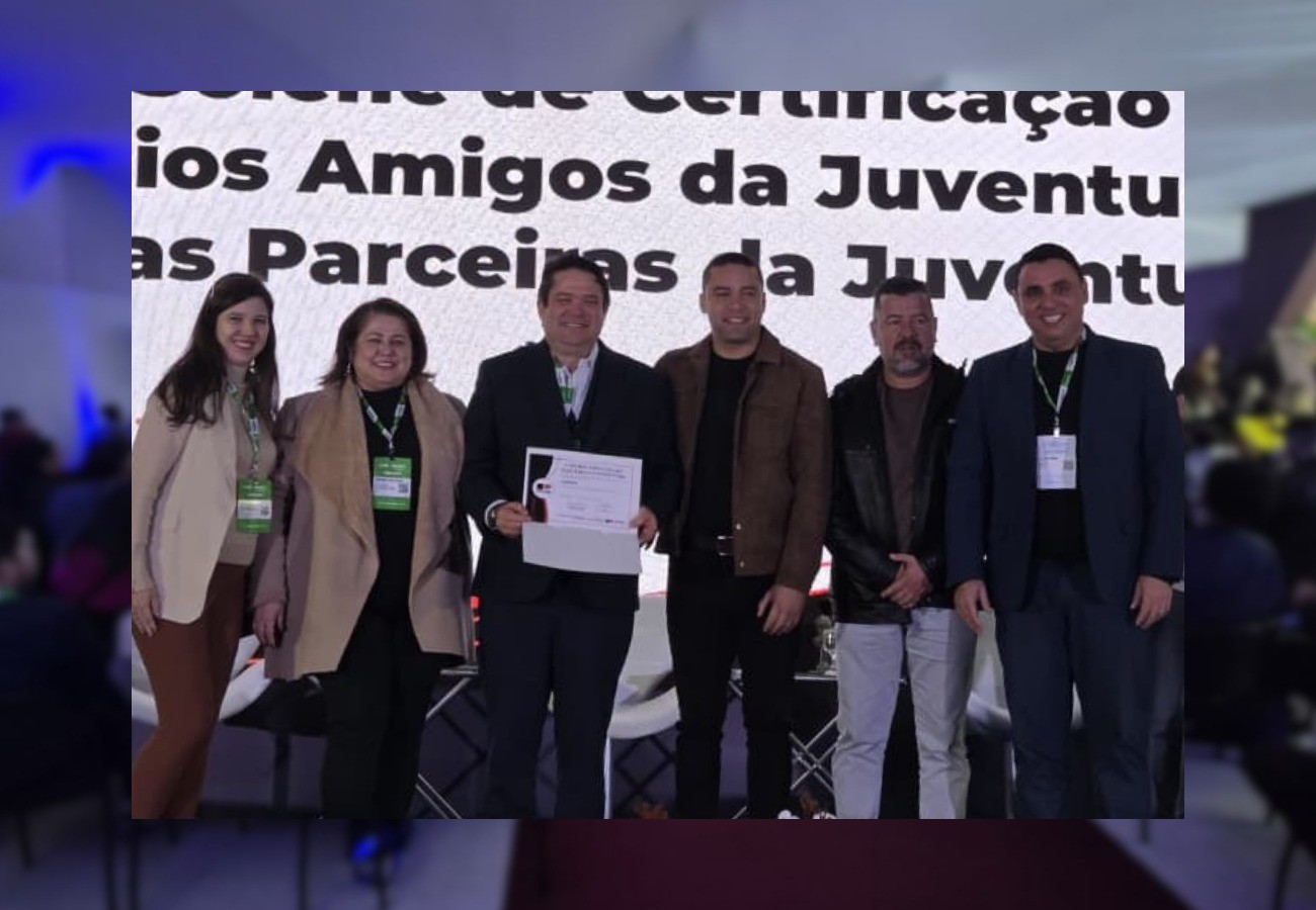 Pelo terceiro ano consecutivo, Escola Legislativa de Araras recebe prêmio de Câmara Parceira da Juventude